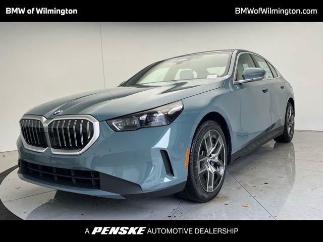 2026 BMW 5 Series 530i's photo