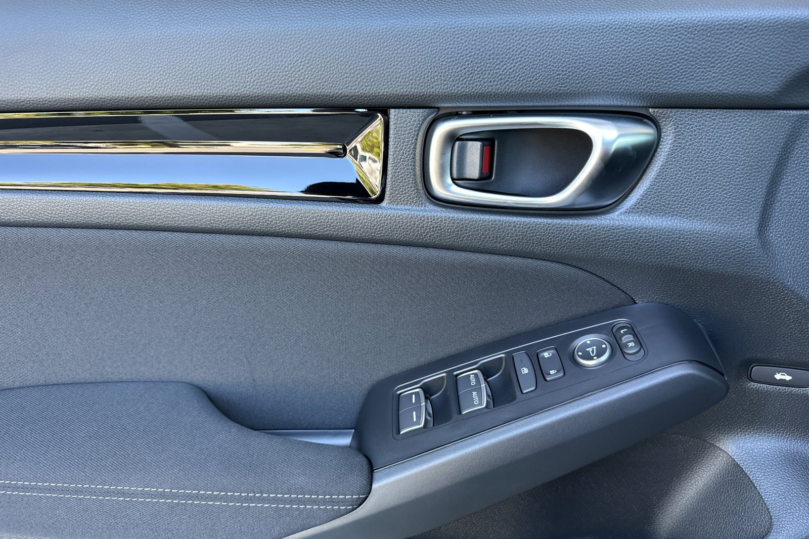 2026 Honda Civic Hybrid Sport photo 10
