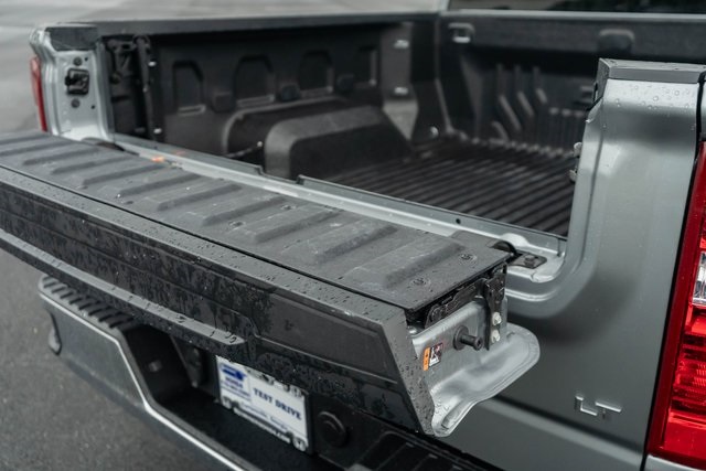 2024 Chevrolet Silverado 1500 LT photo 15