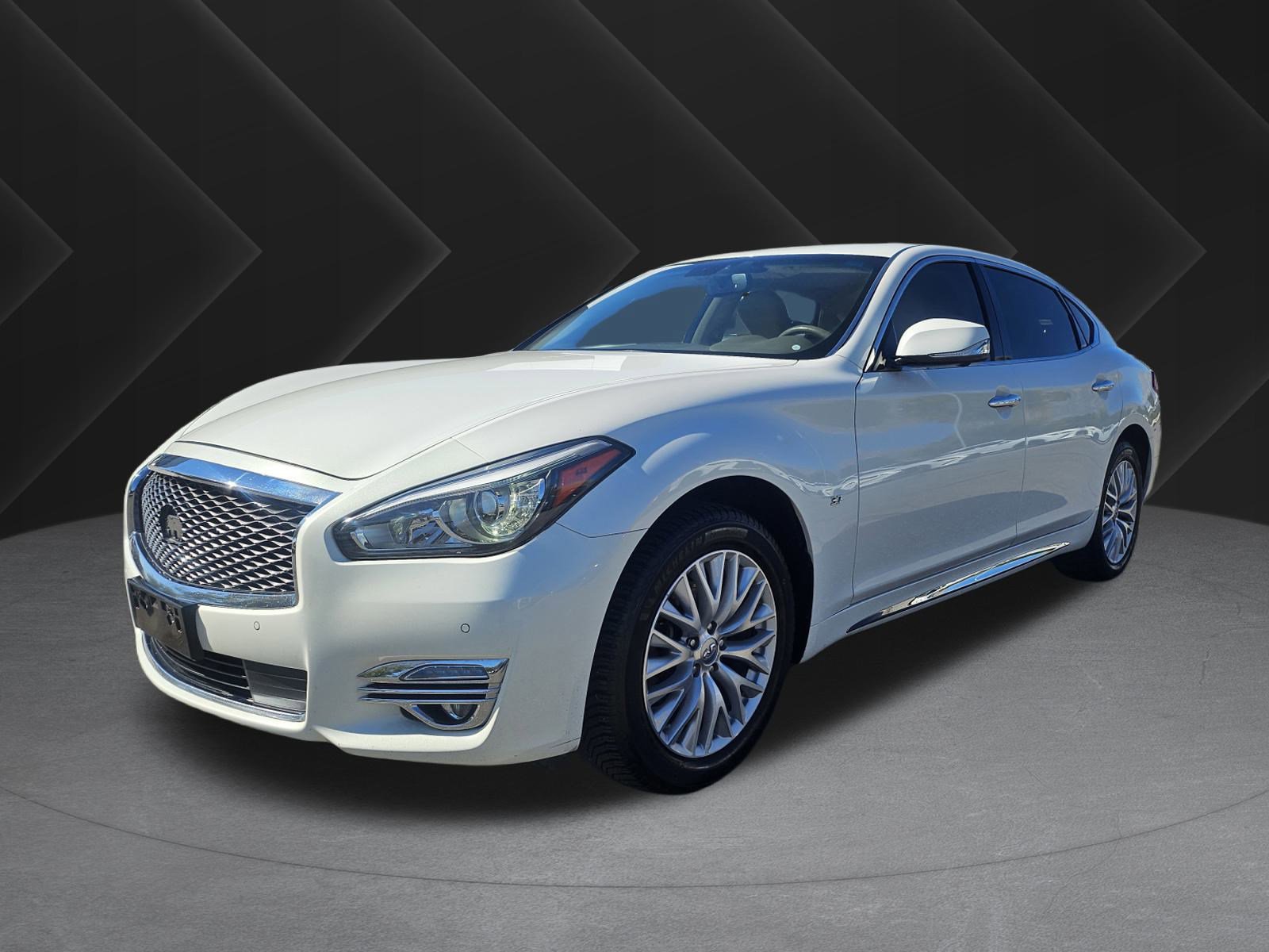 2015 INFINITI Q70L 3.7