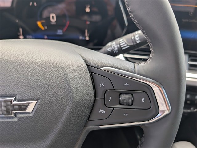 2025 Chevrolet Trax LT photo 14