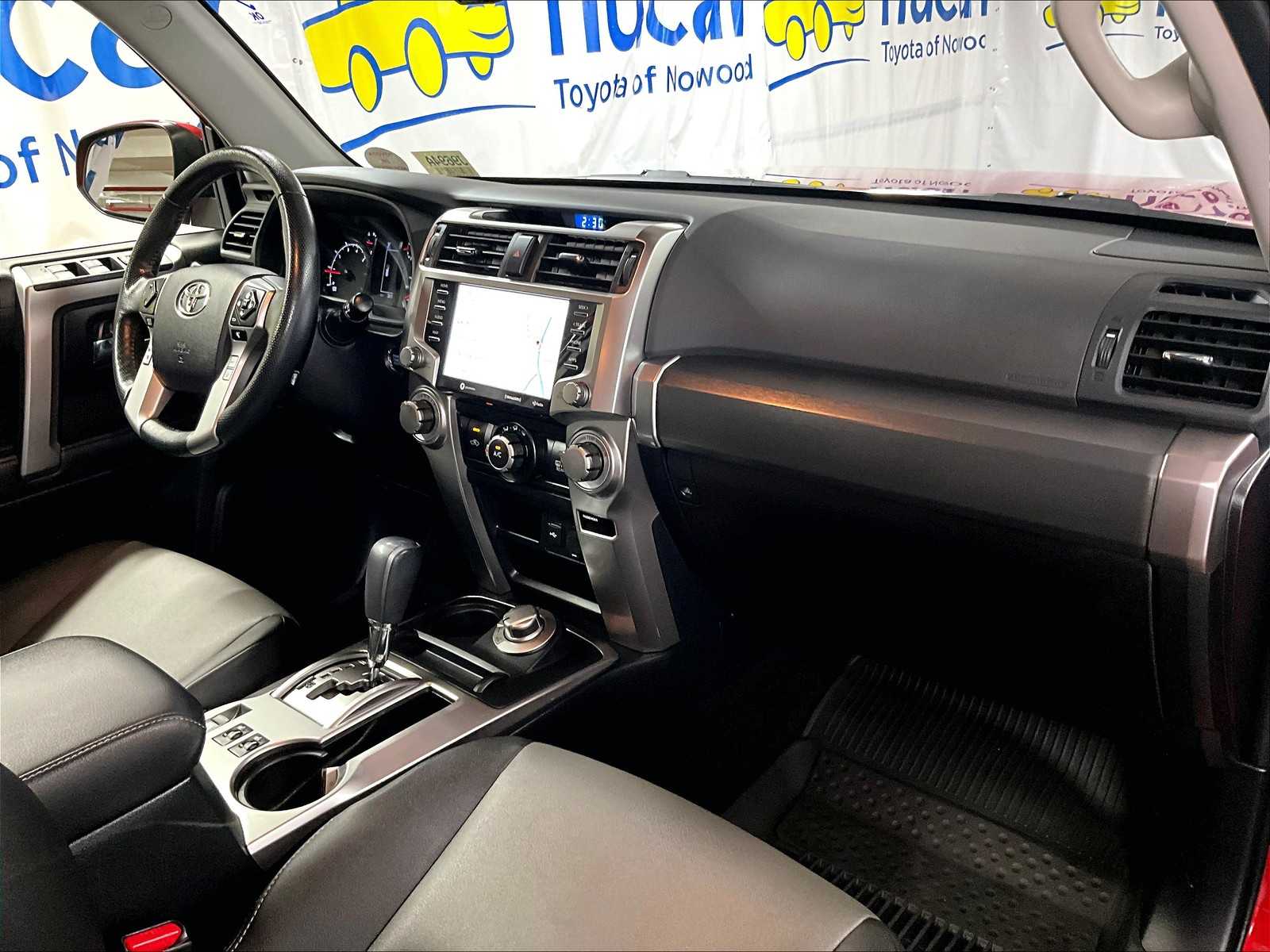 2024 Toyota 4Runner SR5 Premium photo 13
