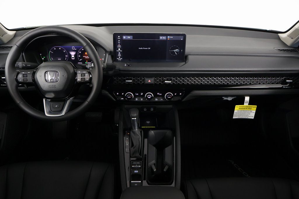 2025 Honda Accord Hybrid Touring photo 4