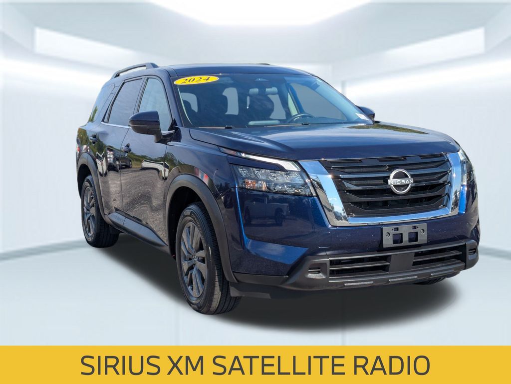 2024 Nissan Pathfinder SV photo 7