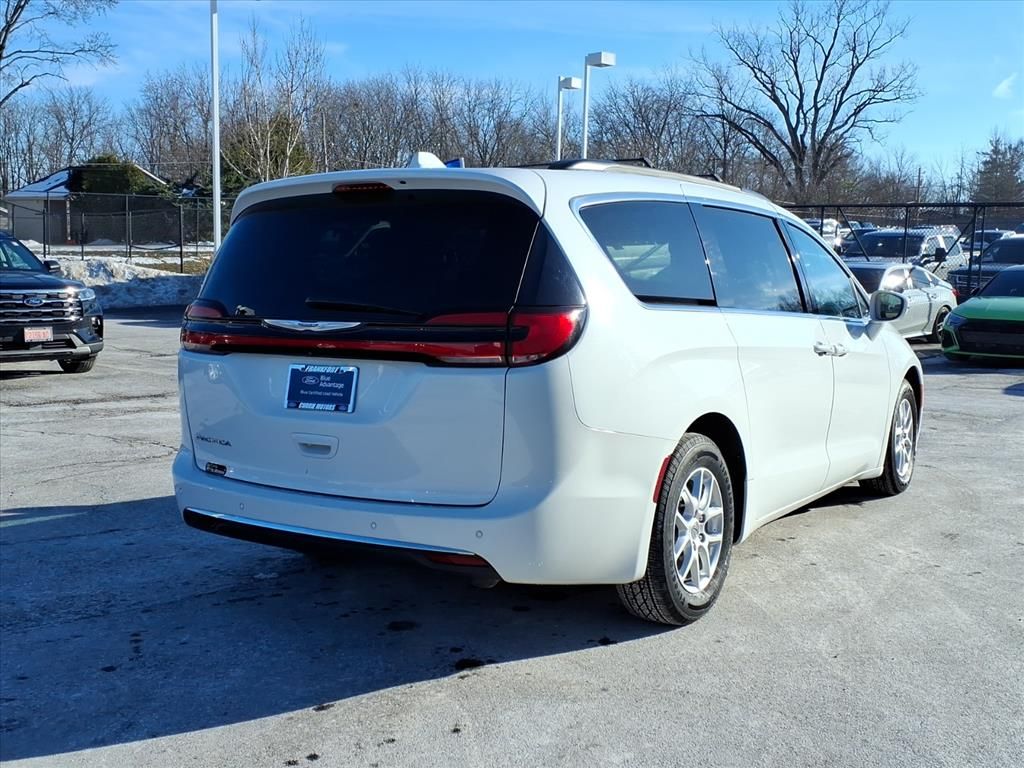 2022 CHRYSLER PACIFICA - Image 7