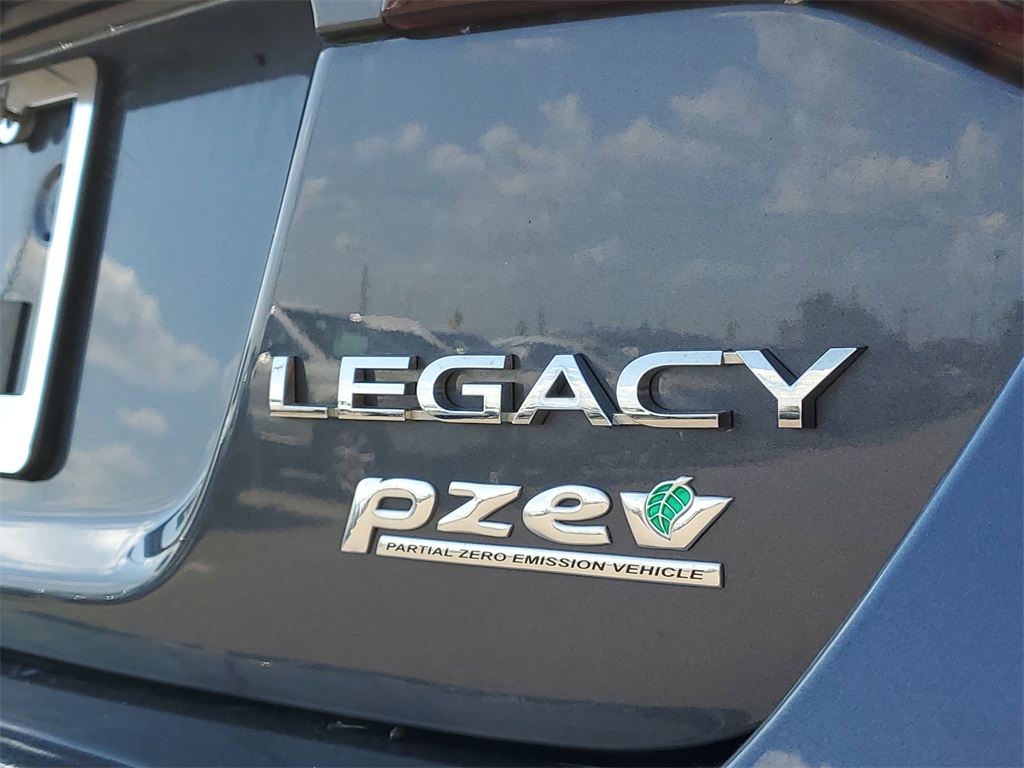 2017 Subaru Legacy 2.5i Premium photo 7