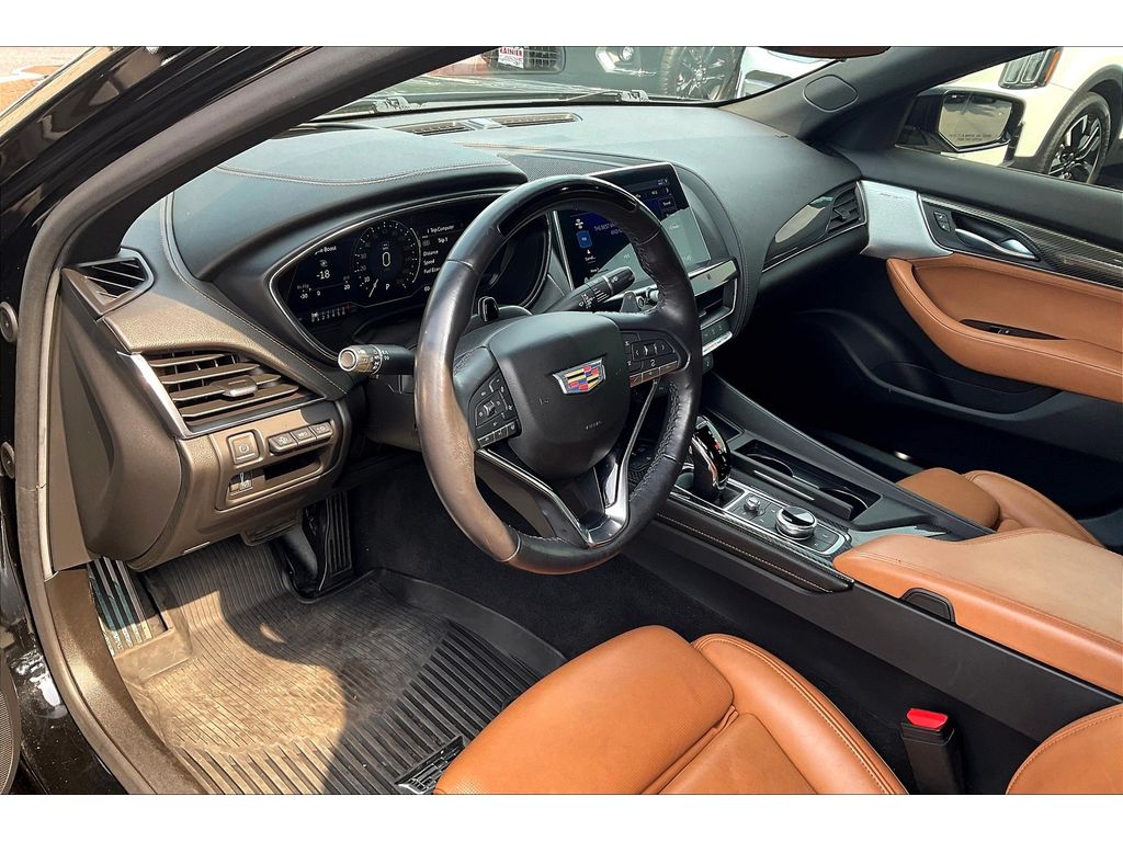 2021 Cadillac CT5 V photo 13