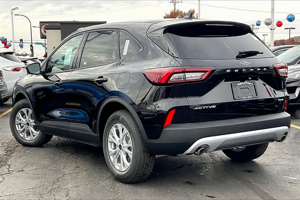 2026 Ford Escape Active photo 2