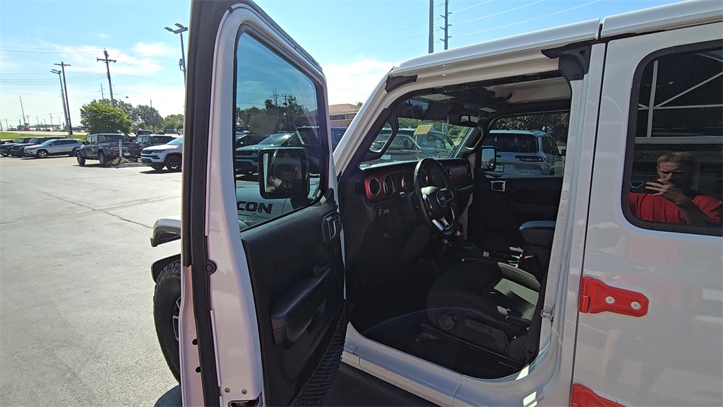 2019 Jeep Wrangler Unlimited Rubicon photo 12