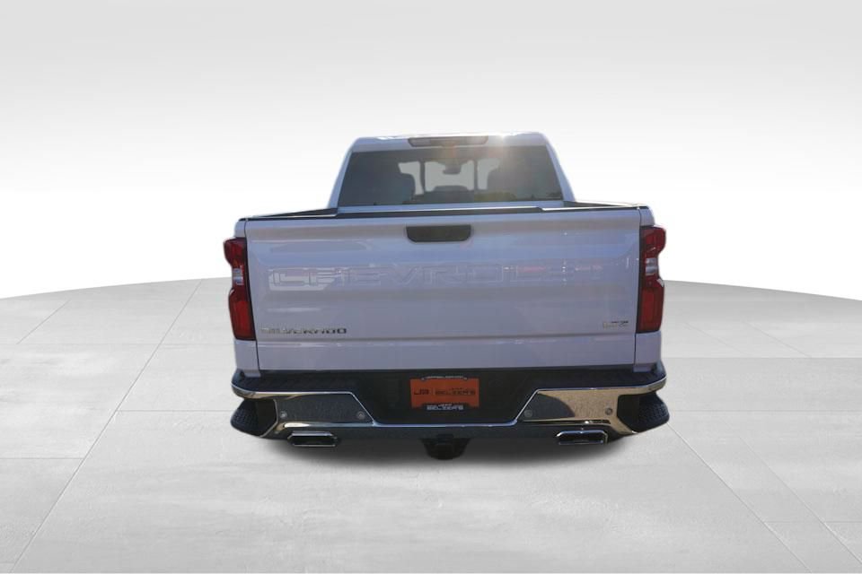 2025 Chevrolet Silverado 1500 LTZ photo 4