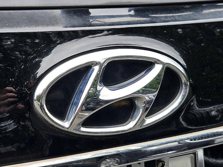 2015 Hyundai Santa Fe Limited photo 10