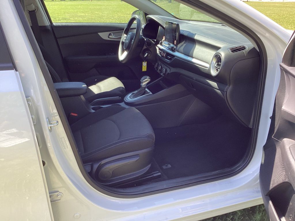 Used 2023 Kia Forte LXS with VIN 3KPF24ADXPE586639 for sale in Fairbury, NE
