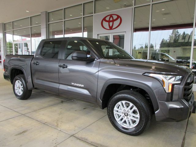 2026 Toyota Tundra SR5 photo 3