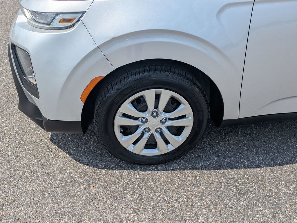 2020 Kia Soul LX S X-Line photo 7