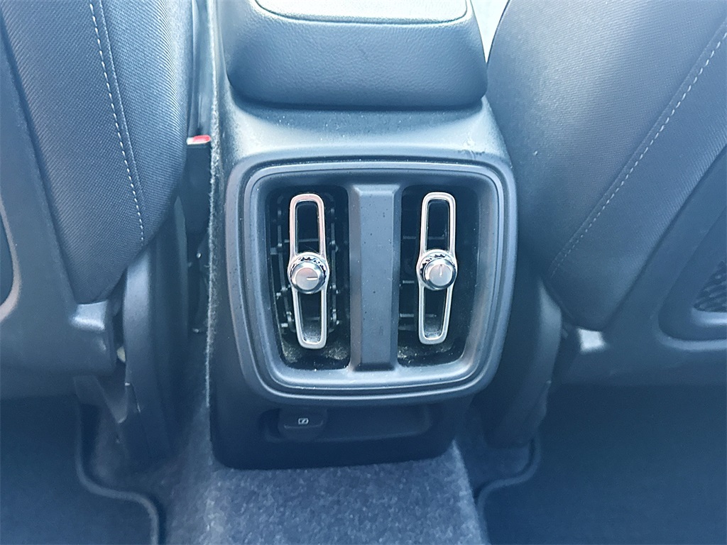 2024 Volvo XC40 Core photo 27
