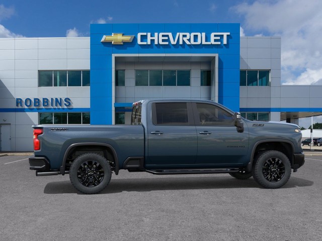 2026 Chevrolet Silverado 2500HD photo 3