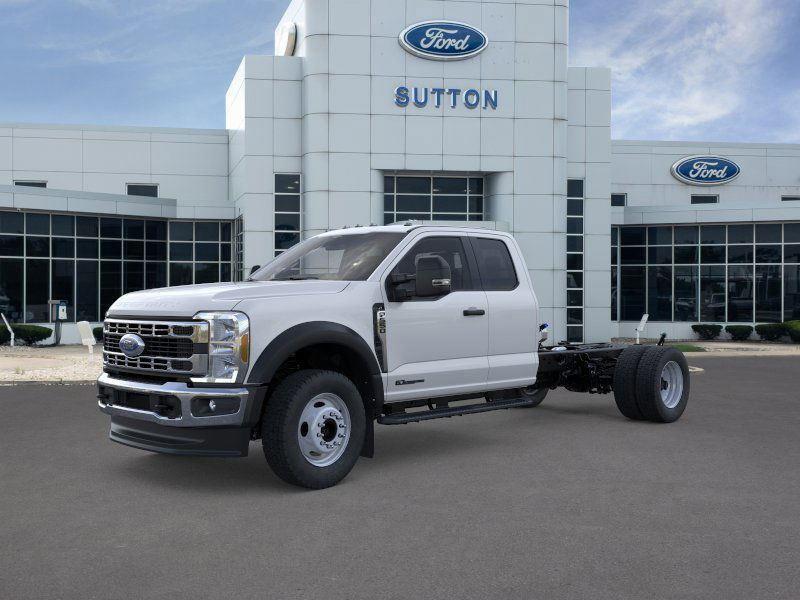 2025 Ford F-550 Super Duty Chassis Cab XL's photo