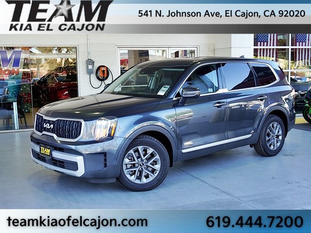 2024 Kia Telluride LX's photo