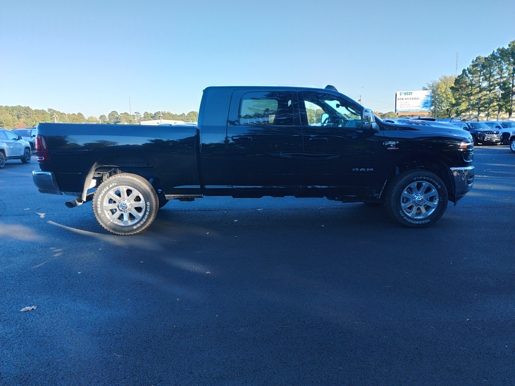 2025 Ram 2500 Laramie photo 4