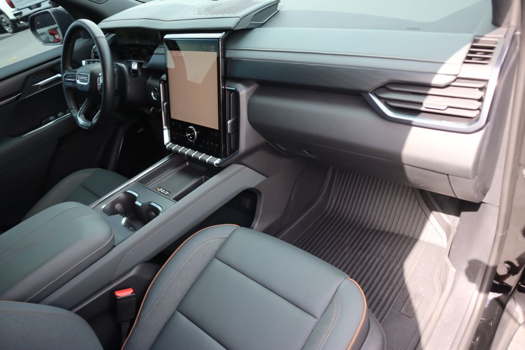 2024 Gmc Acadia AT4 photo 30