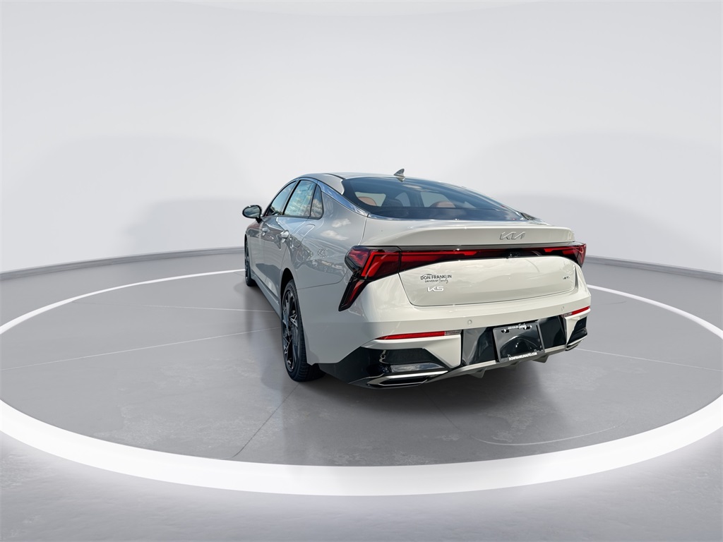 2026 Kia K5 GT-Line photo 6