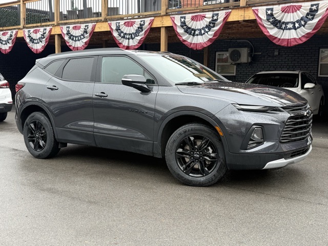 2022 Chevrolet Blazer 2LT photo 2