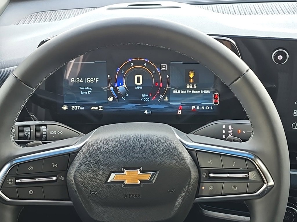2026 Chevrolet Equinox LT photo 9