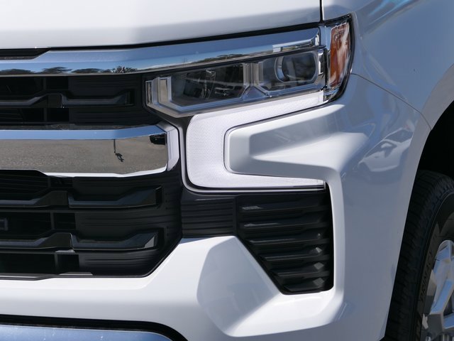 2025 Chevrolet Silverado 1500 LT photo 9