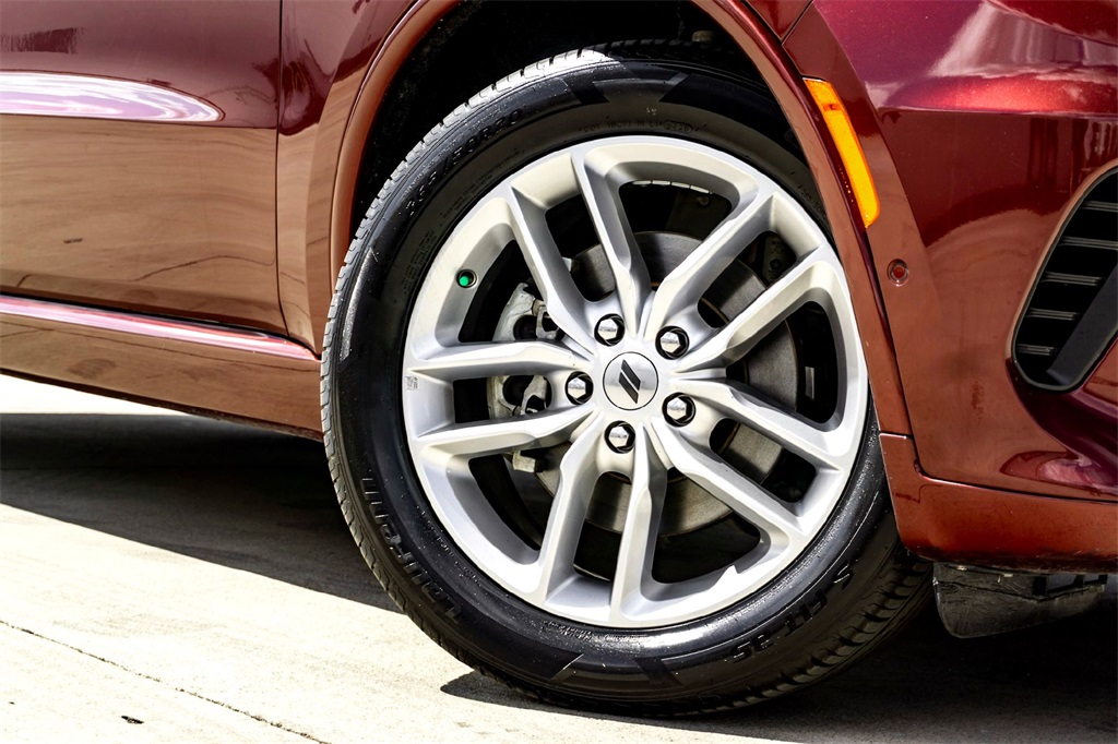 2023 Dodge Durango R/T photo 2