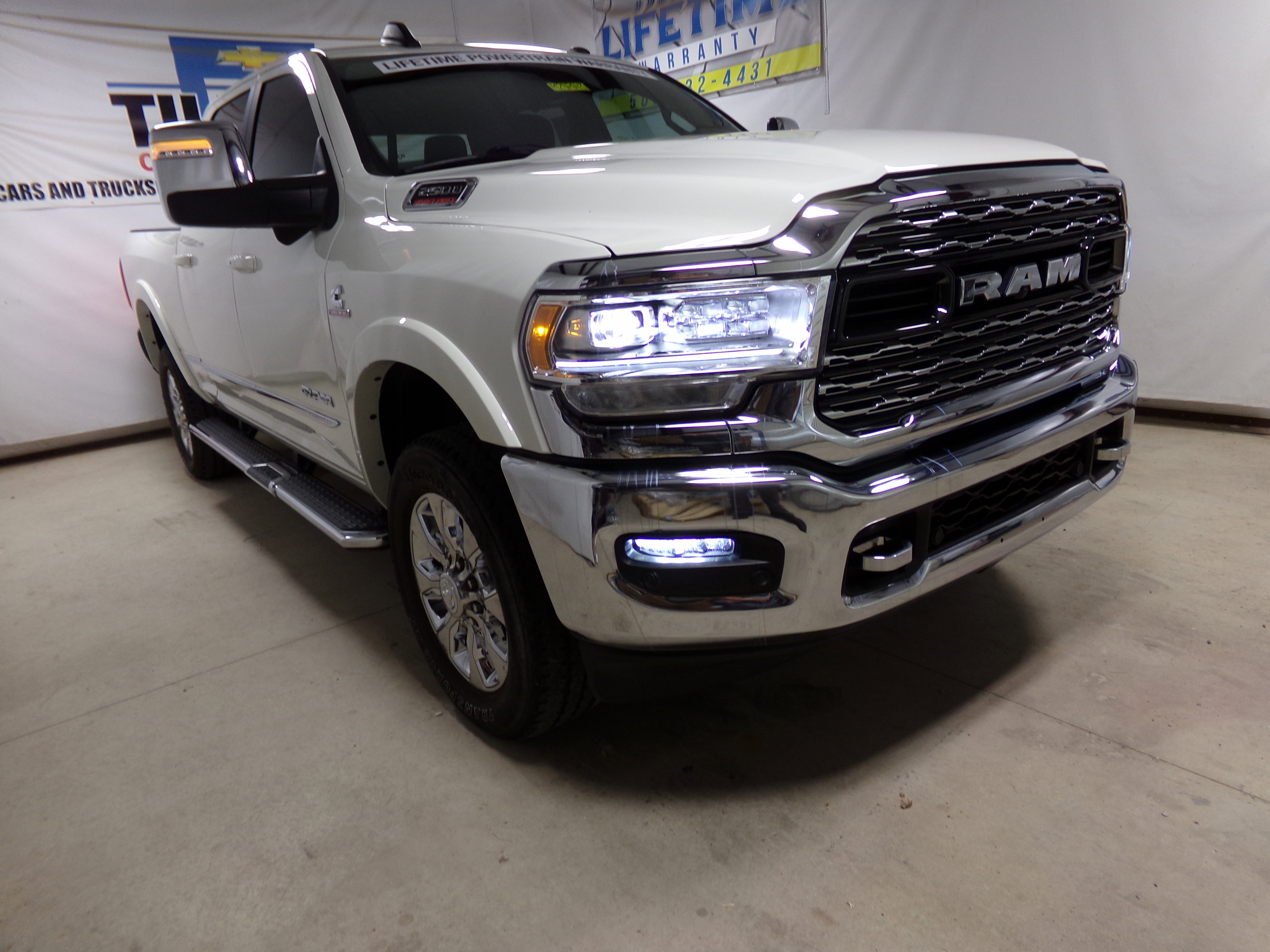 2024 RAM Ram 2500 Pickup Laramie Limited's photo