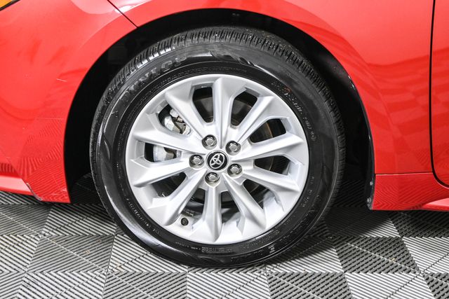 2020 Toyota Corolla LE Premium photo 30
