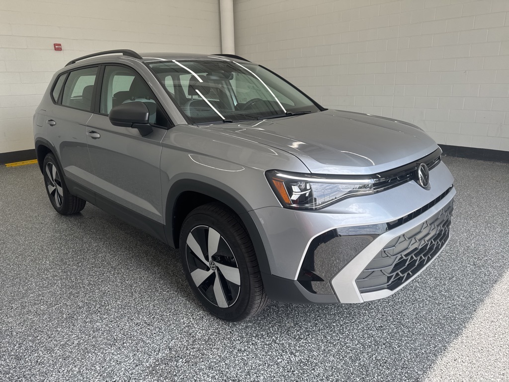 2025 Volkswagen Taos S photo 5