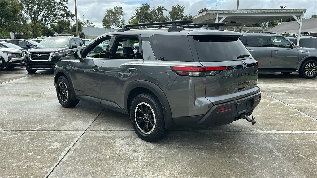 2024 Nissan Pathfinder Rock Creek photo 2