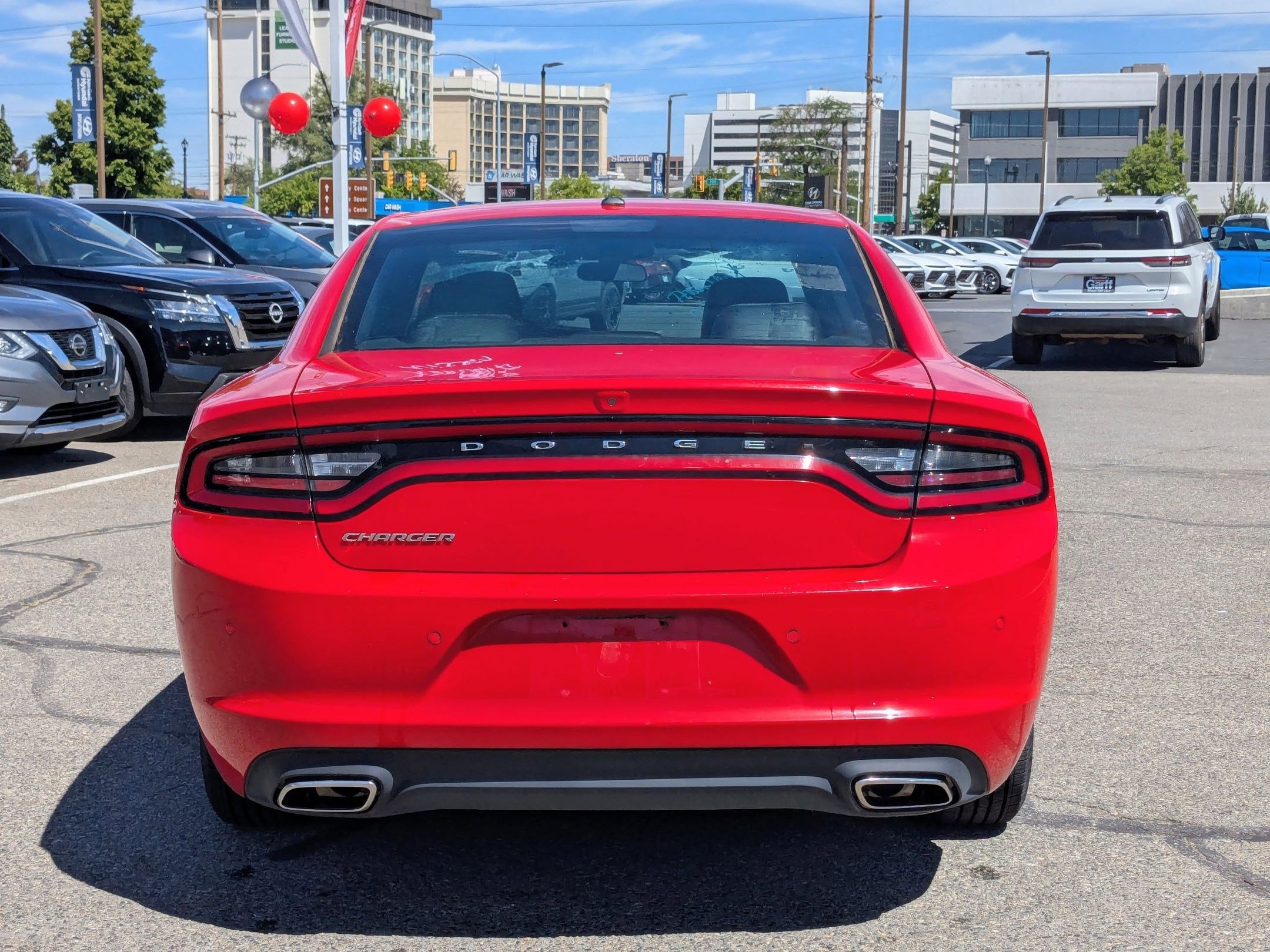 2021 Dodge Charger SXT photo 4