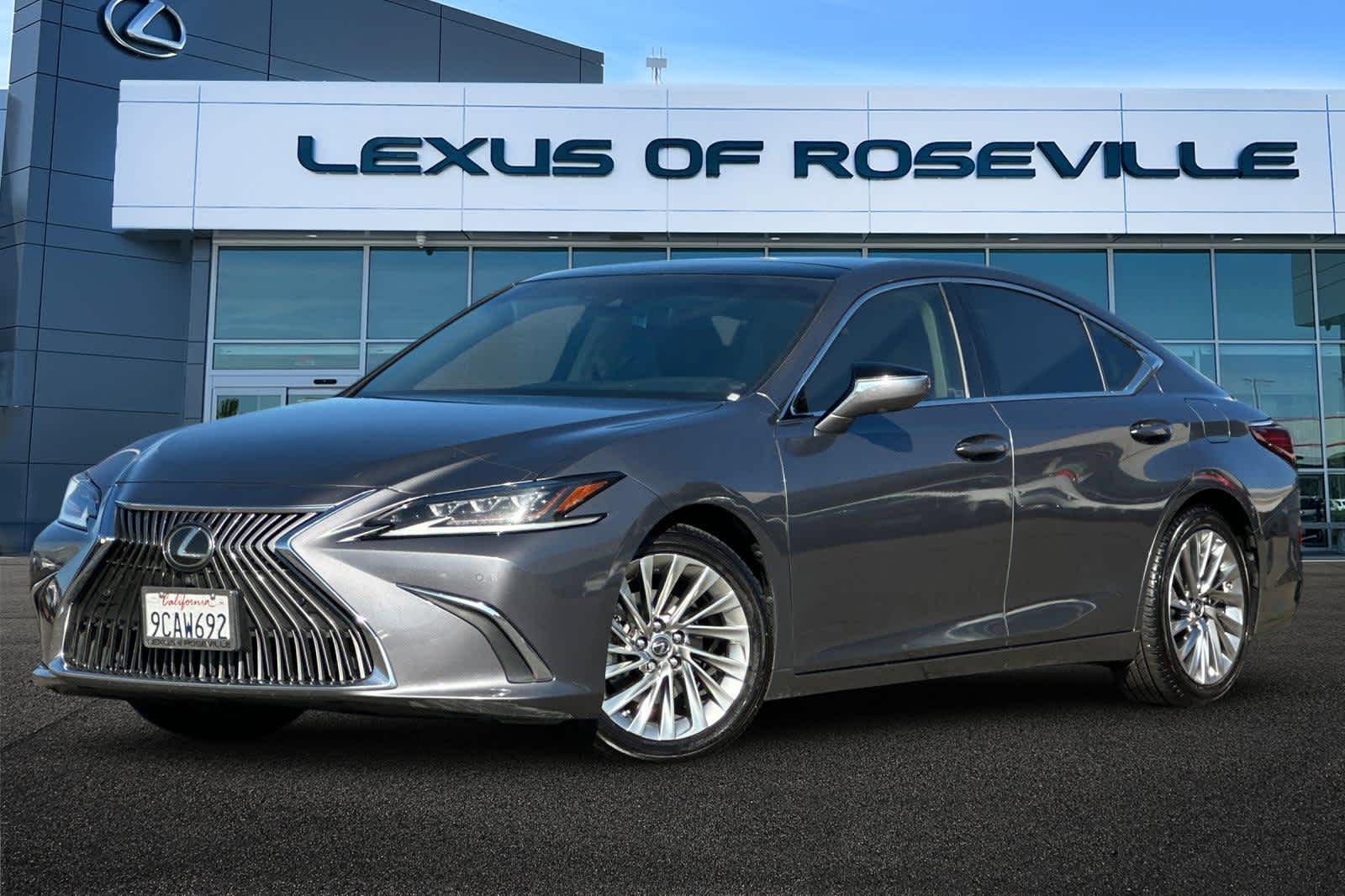 2019 Lexus ES 350 Ultra Luxury's photo