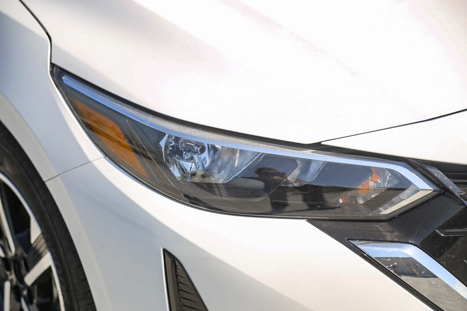 2025 Nissan Sentra SV photo 4