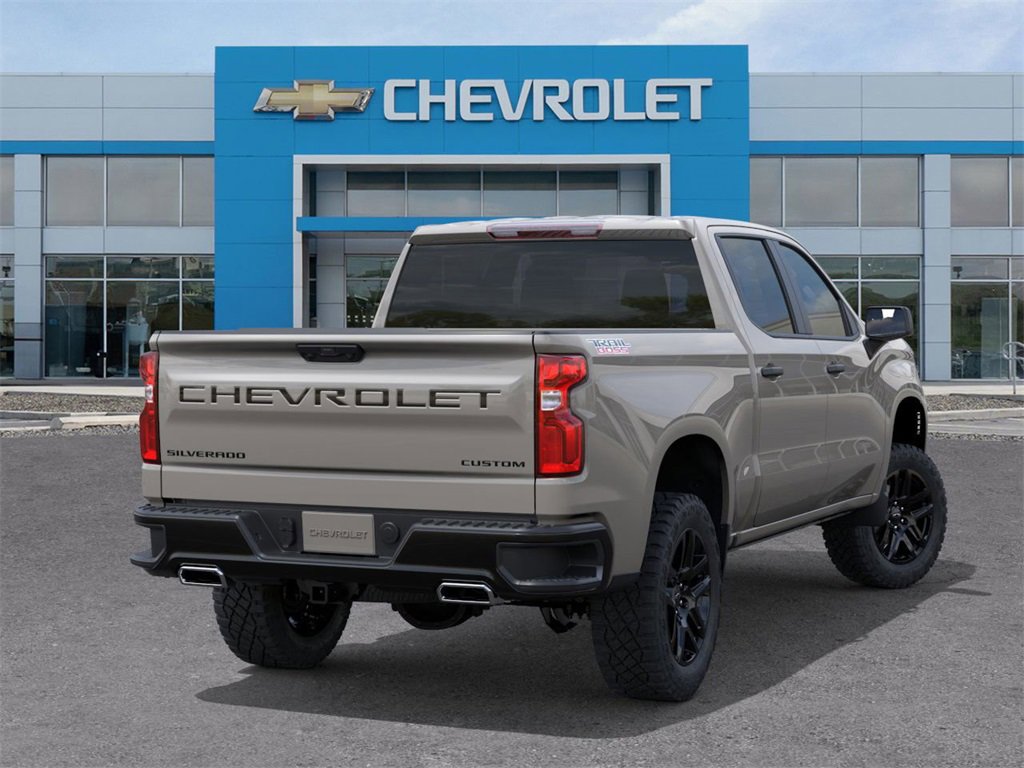 2026 Chevrolet Silverado 1500 Custom Trail Boss photo 3