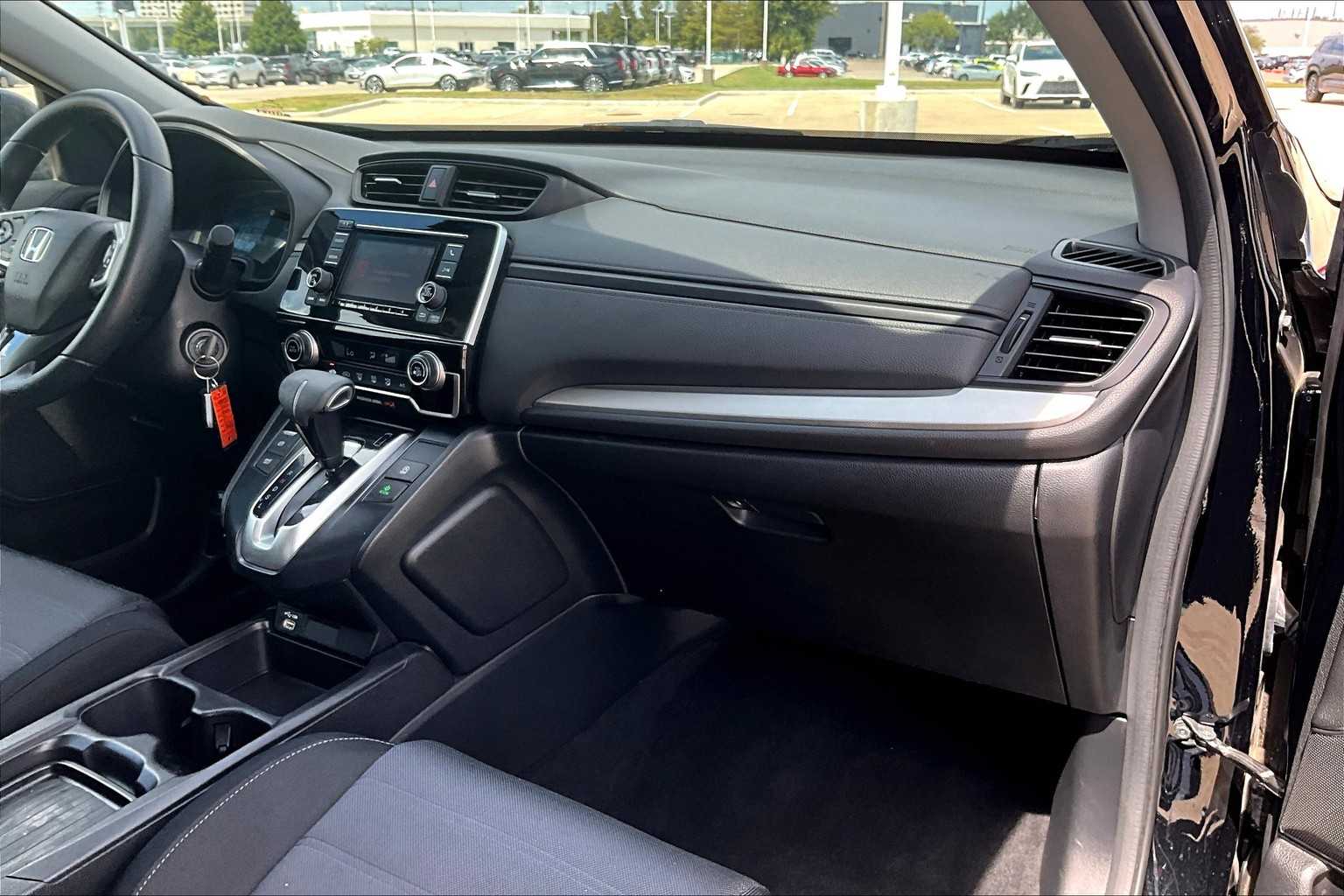 2020 Honda CR-V LX photo 18