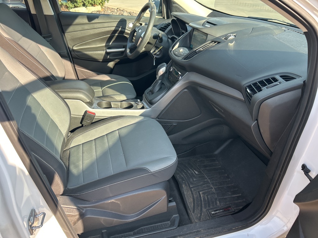 2016 Ford Escape SE photo 29