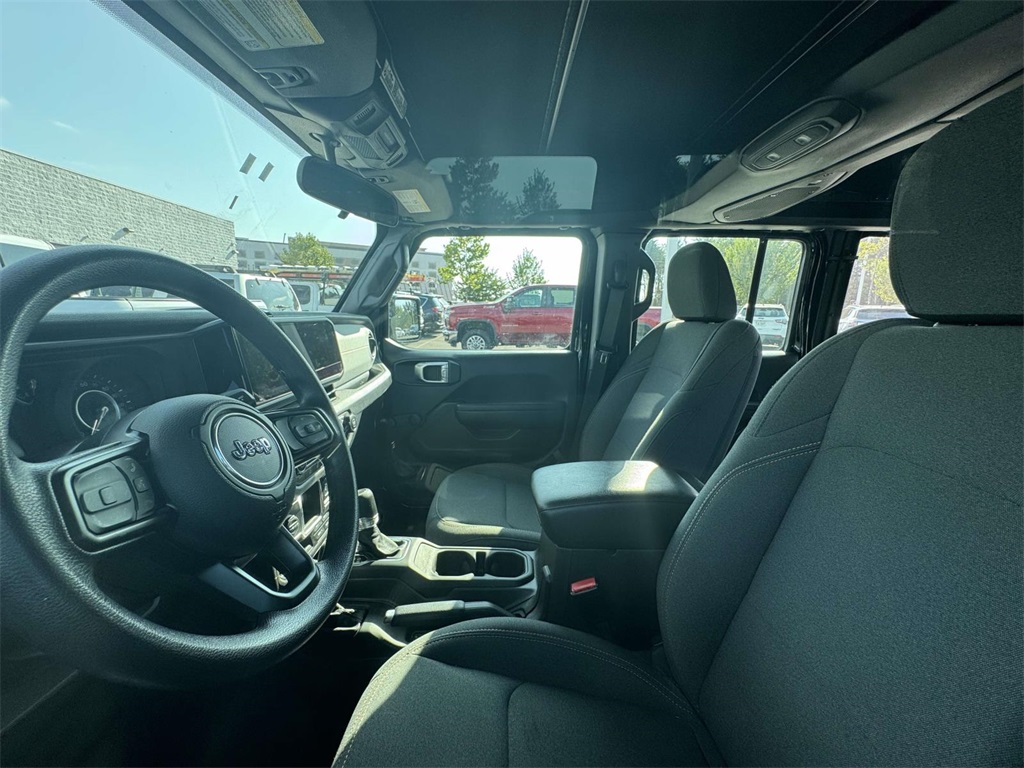 2024 Jeep Wrangler Sport photo 4