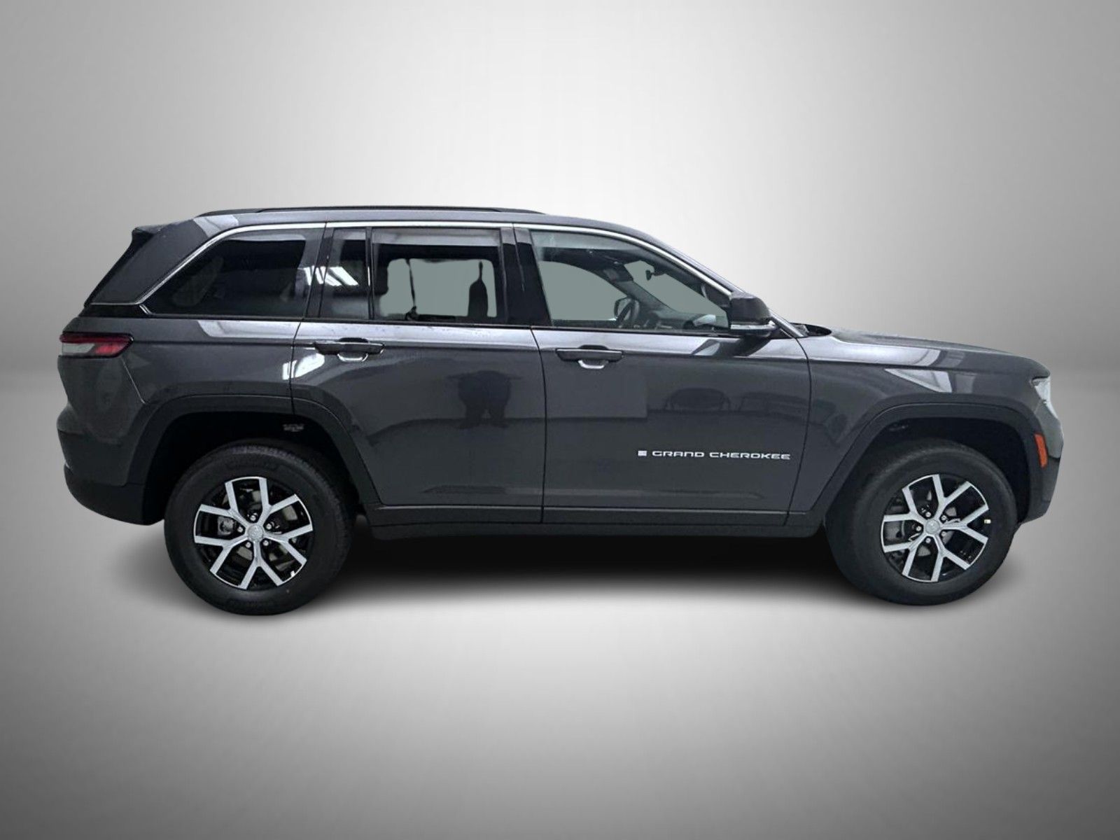 2025 Jeep Grand Cherokee Limited photo 4