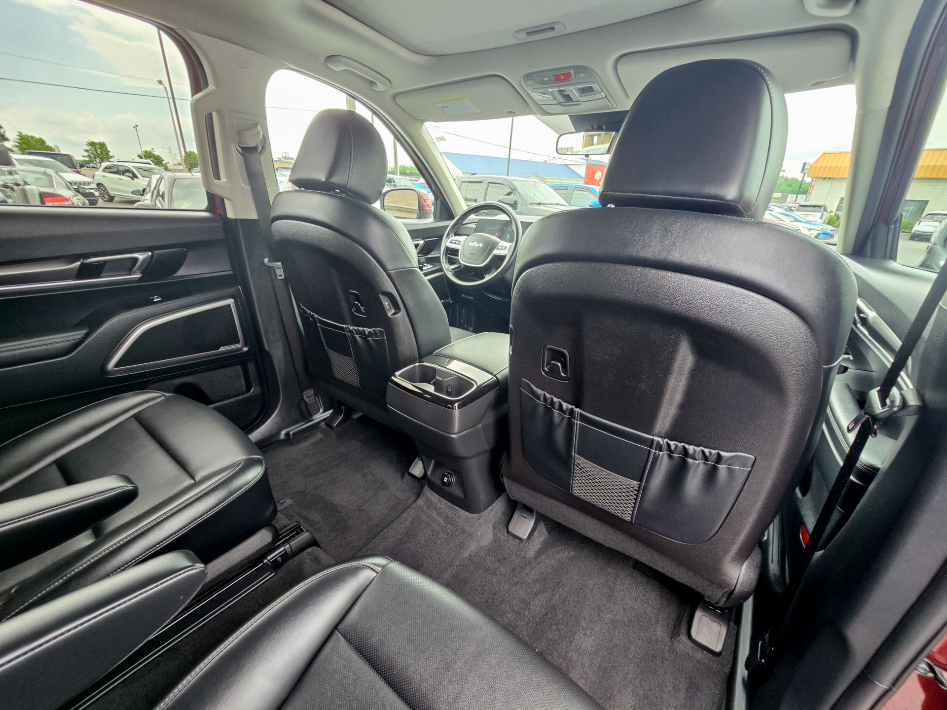 2024 Kia Telluride S photo 36