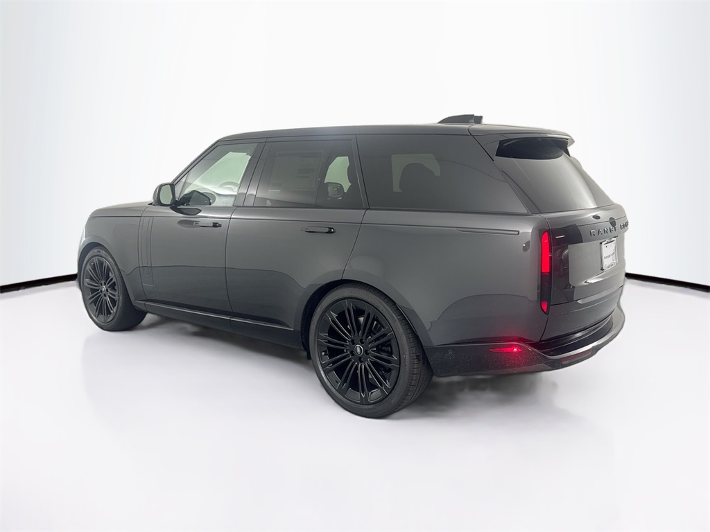 2025 Land Rover Range Rover SE photo 7