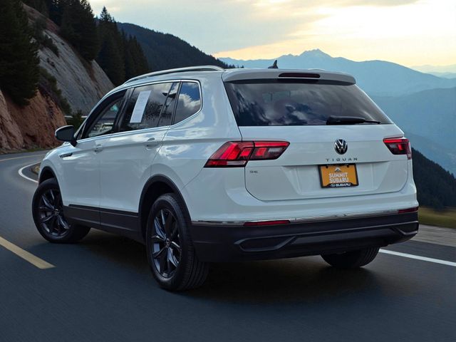 2022 Volkswagen Tiguan SE photo 2