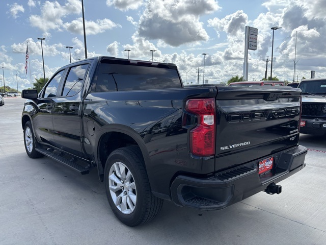 2022 Chevrolet Silverado 1500 Custom photo 3