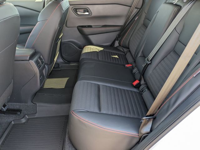 2026 Nissan Rogue SV photo 19