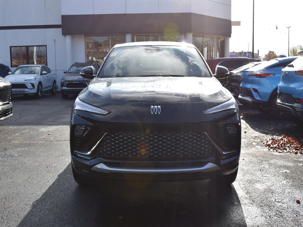 2025 Buick Envista Avenir photo 2