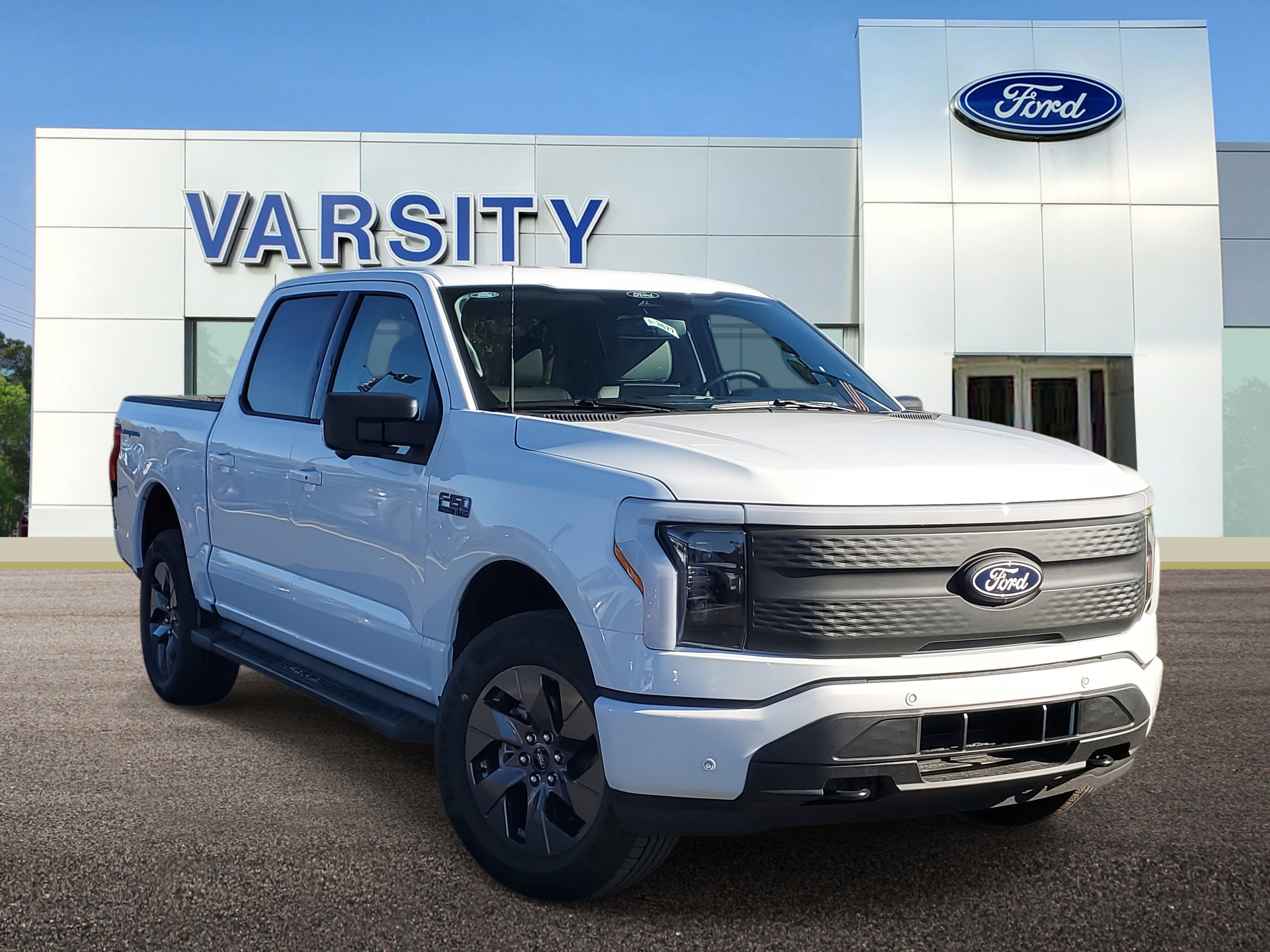 2025 Ford F-150 Lightning Flash's photo