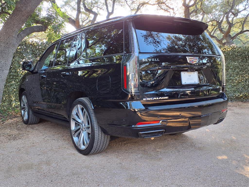 2025 Cadillac Escalade Sport Platinum photo 2