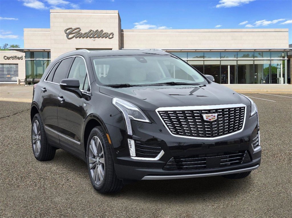 2025 Cadillac XT5 Premium Luxury photo 2